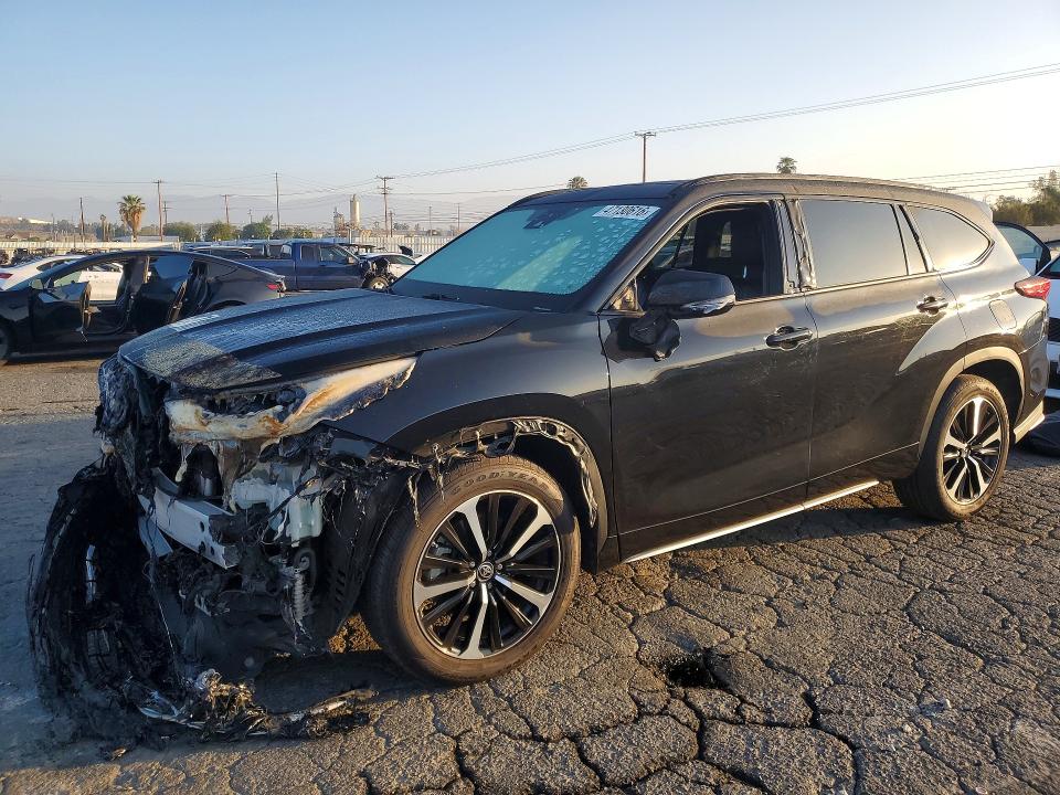Aukcja sprzedaży 2022 Toyota Highlander, vin: 5TDLZRAH7NS133337, numer aukcji: 47130616