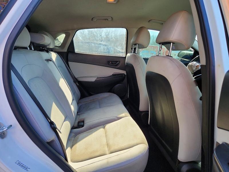 2022 Hyundai Kona მანქანა იყიდება აუქციონზე, vin: KM8K6CAB0NU832300, აუქციონის ნომერი: 45572346