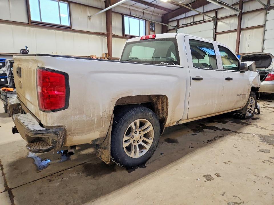 79045475 :رقم المزاد ، 3GCUKNEC0JG283010 vin ، 2018 Chevrolet Silverado مزاد بيع