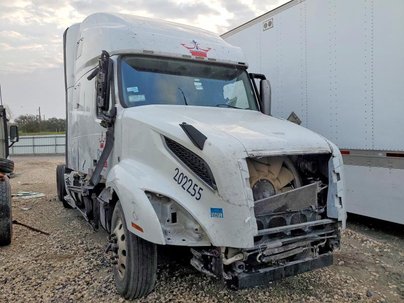 Продажа на аукционе авто 2022 Volvo Vnl, vin: 4V4NC9EH9NN602796, номер лота: 77952815