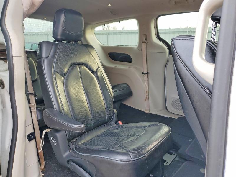 79229985 :رقم المزاد ، 2C4RC1GG8JR226396 vin ، 2018 Chrysler Pacifica مزاد بيع