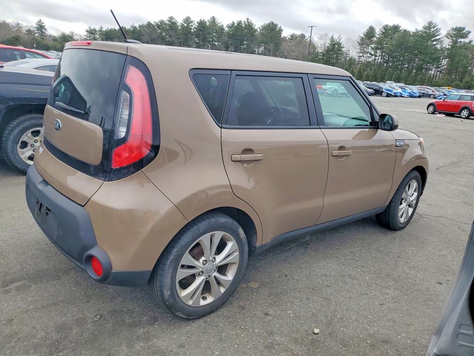 47205096 :رقم المزاد ، KNDJP3A50F7182312 vin ، 2015 Kia Soul مزاد بيع