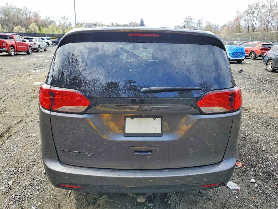 2018 Chrysler Pacifica მანქანა იყიდება აუქციონზე, vin: 2C4RC1EG5JR204293, აუქციონის ნომერი: 48043956