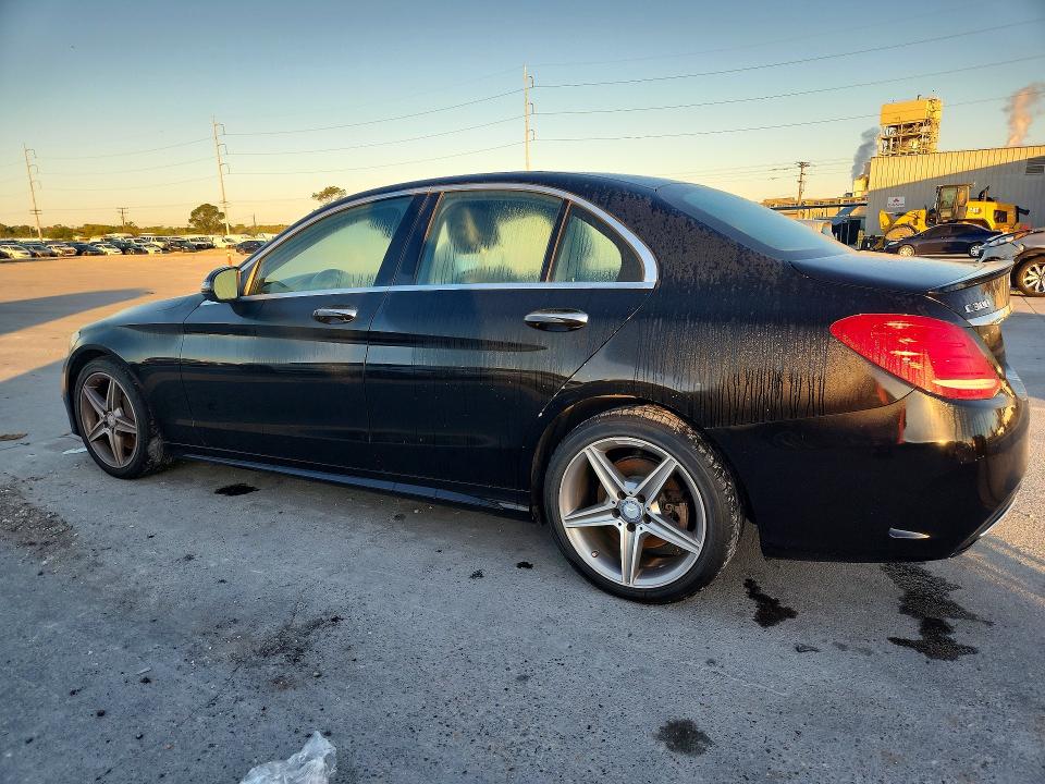 46730286 :رقم المزاد ، 55SWF4KB0HU196290 vin ، 2017 Mercedes-benz C مزاد بيع