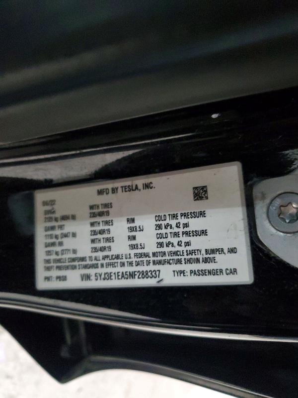 41944516 :رقم المزاد ، 5YJ3E1EA5NF288337 vin ، 2022 Tesla Model 3 مزاد بيع