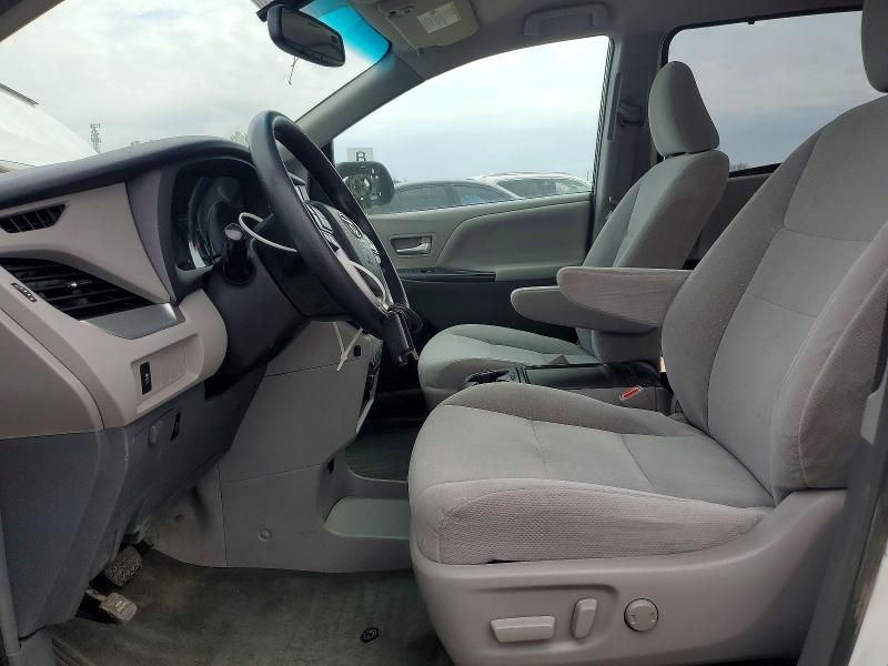 Продажа на аукционе авто 2017 Toyota Sienna, vin: 5TDKZ3DC5HS808048, номер лота: 46752176