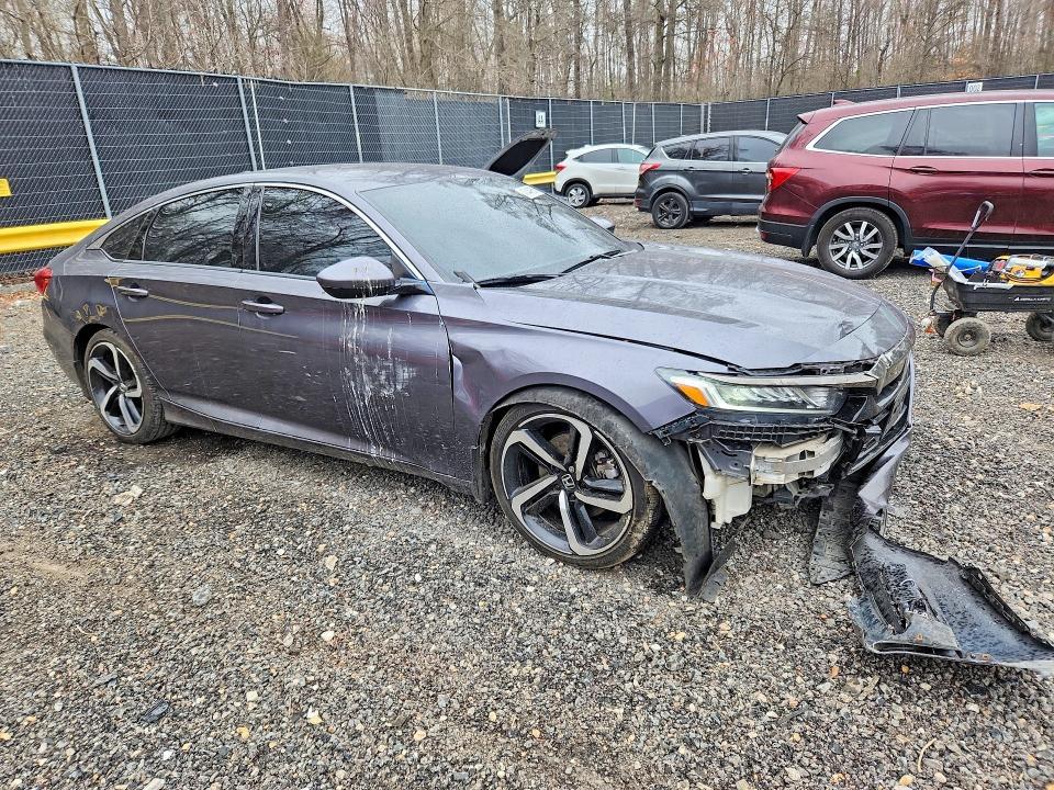47449656 :رقم المزاد ، 1HGCV1F34JA191473 vin ، 2018 Honda Accord مزاد بيع