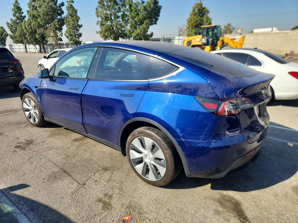 2023 Tesla Model Y მანქანა იყიდება აუქციონზე, vin: 7SAYGDEE7PF836977, აუქციონის ნომერი: 47027056