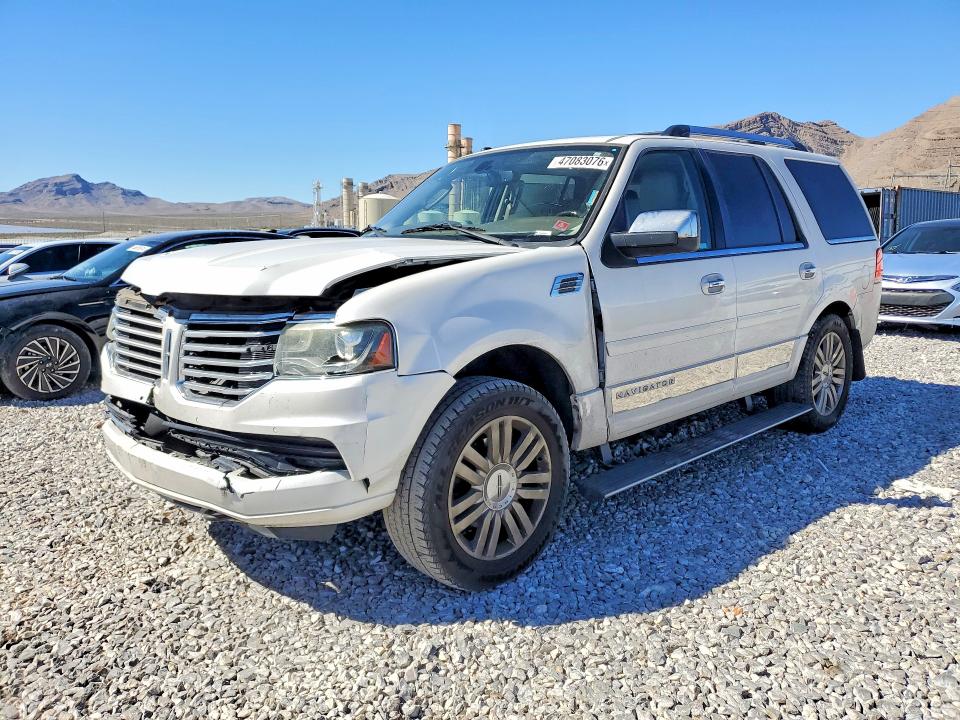 Продажа на аукционе авто 2015 Lincoln Townhouse Navigator, vin: 5LMJJ2HT2FEJ01749, номер лота: 47083076