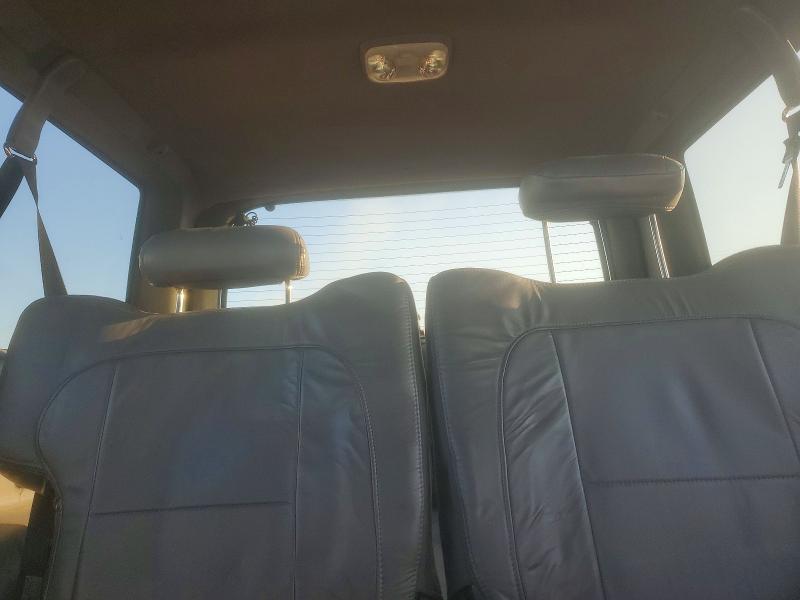 Продажа на аукционе авто 2001 Ford Explorer, vin: 1FMCU70E31UA97318, номер лота: 79283955