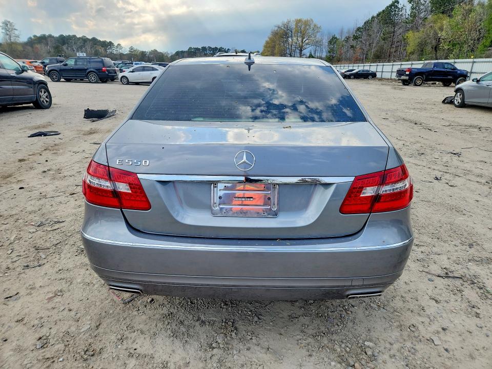 46536086 :رقم المزاد ، WDDHF7CB1BA322642 vin ، 2011 Mercedes-benz E مزاد بيع