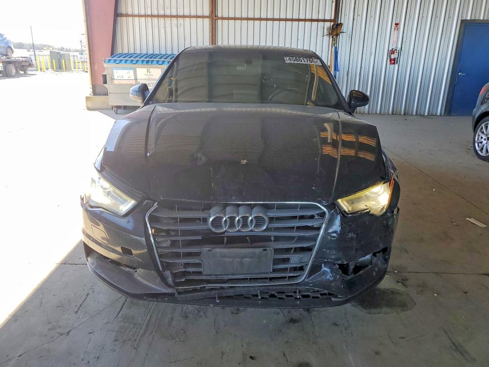 Продажа на аукционе авто 2016 Audi A3, vin: WAUA7GFF3G1020183, номер лота: 45861766