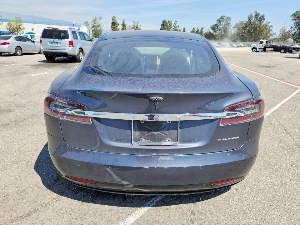 47608396 :رقم المزاد ، 5YJSA1E23LF413896 vin ، 2020 Tesla Model S مزاد بيع
