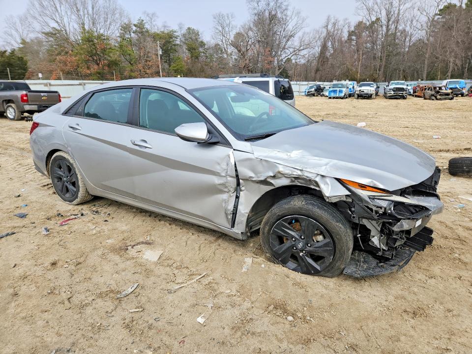 Auction sale of the 2022 Hyundai Elantra, vin: 5NPLM4AG9NH057425, lot number: 79524025