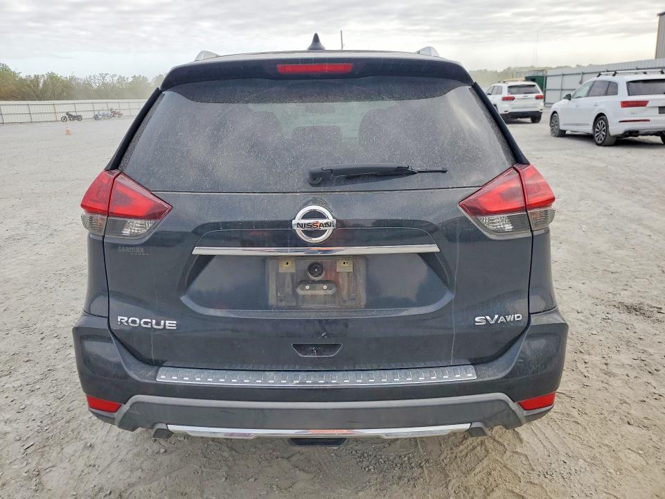 Продаж на аукціоні авто 2018 Nissan Rogue, vin: KNMAT2MV5JP622941, номер лоту: 47297876