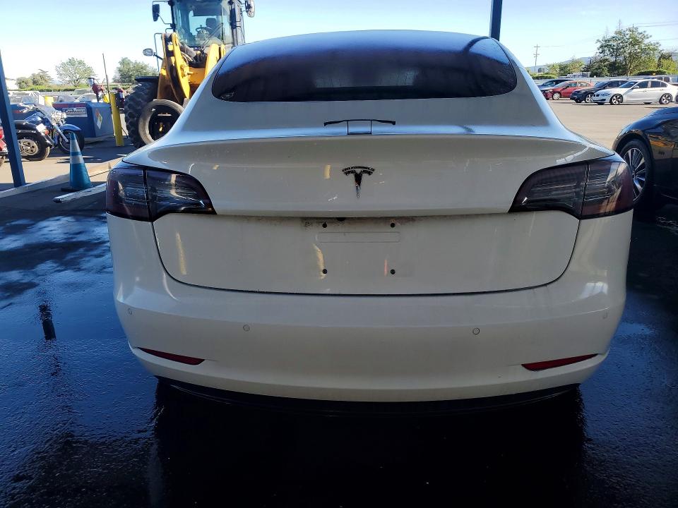 2018 Tesla Model 3 მანქანა იყიდება აუქციონზე, vin: 5YJ3E1EA4JF044527, აუქციონის ნომერი: 47840916