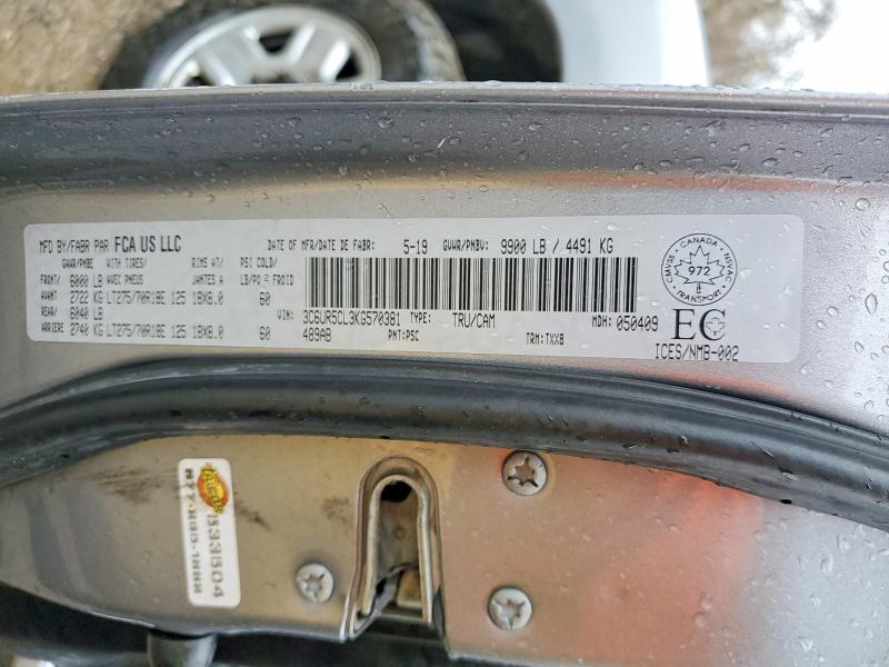 79347135 :رقم المزاد ، 3C6UR5CL3KG570381 vin ، 2019 Ram 2500 مزاد بيع