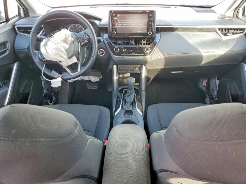 2022 Toyota Corolla Cross მანქანა იყიდება აუქციონზე, vin: 7MUCAAAG7NV002656, აუქციონის ნომერი: 41688346