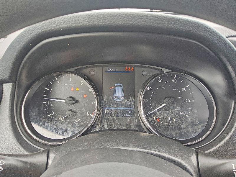 49037746 :رقم المزاد ، JN1BJ1AV7MW304700 vin ، 2021 Nissan Rogue Sport مزاد بيع