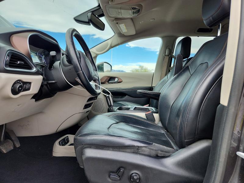 41668736 :رقم المزاد ، 2C4RC1EG1JR149955 vin ، 2018 Chrysler Pacifica مزاد بيع