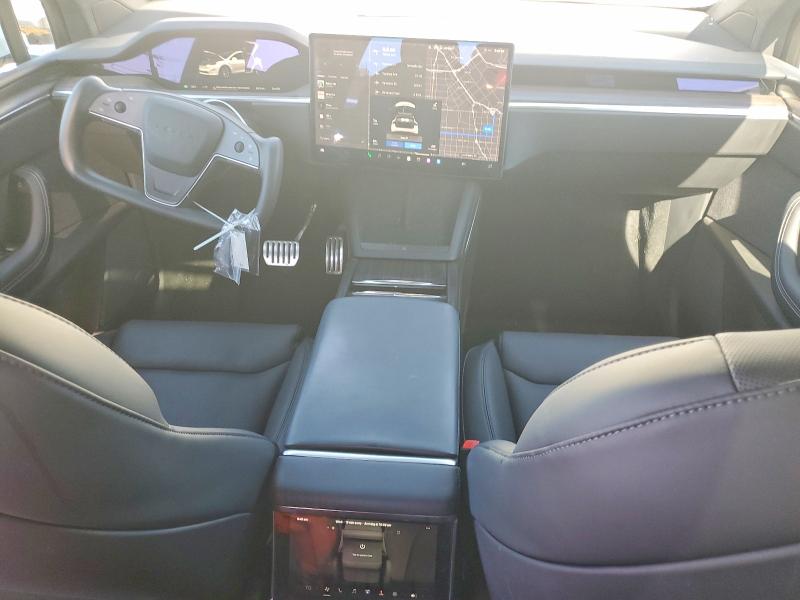 41601936 :رقم المزاد ، 7SAXCDE5XNF360177 vin ، 2022 Tesla Model X مزاد بيع