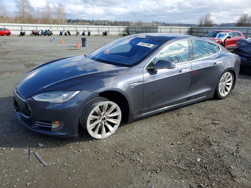 Продаж на аукціоні авто 2016 Tesla Model S, vin: 5YJSA1E21GF130063, номер лоту: 41607356