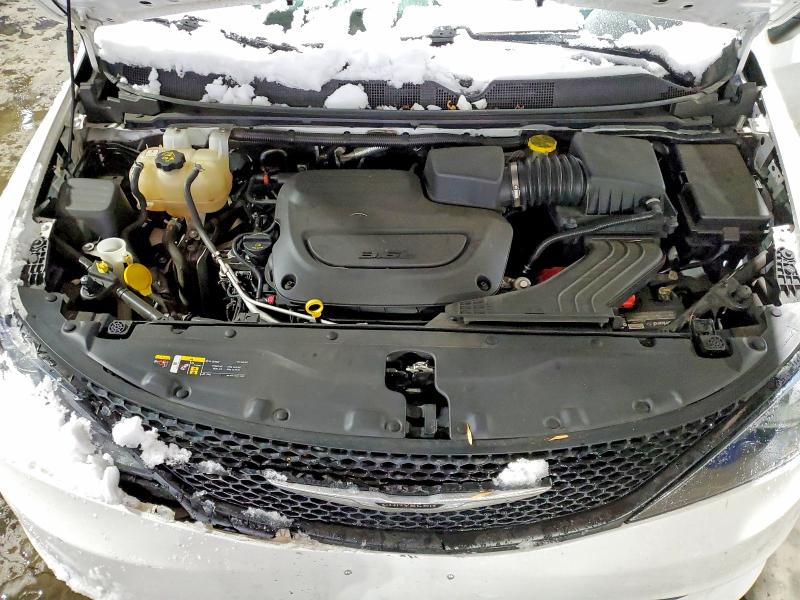 2022 Chrysler Voyager მანქანა იყიდება აუქციონზე, vin: 2C4RC1CG9NR227083, აუქციონის ნომერი: 41663106