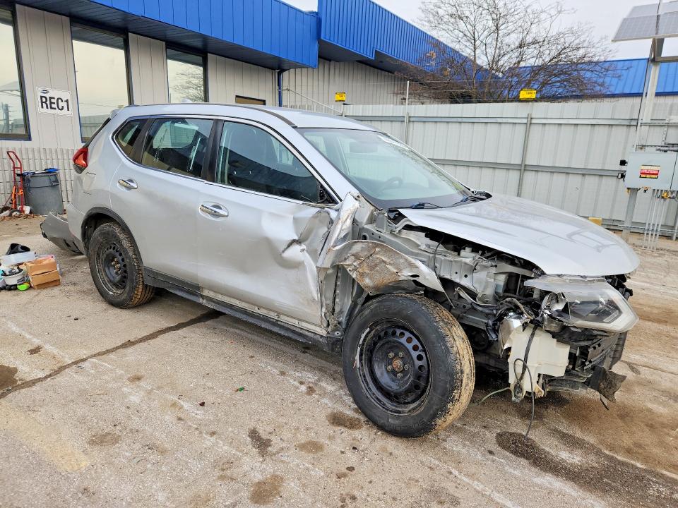 Продажа на аукционе авто 2017 Nissan Rogue, vin: JN8AT2MV7HW254606, номер лота: 46647666