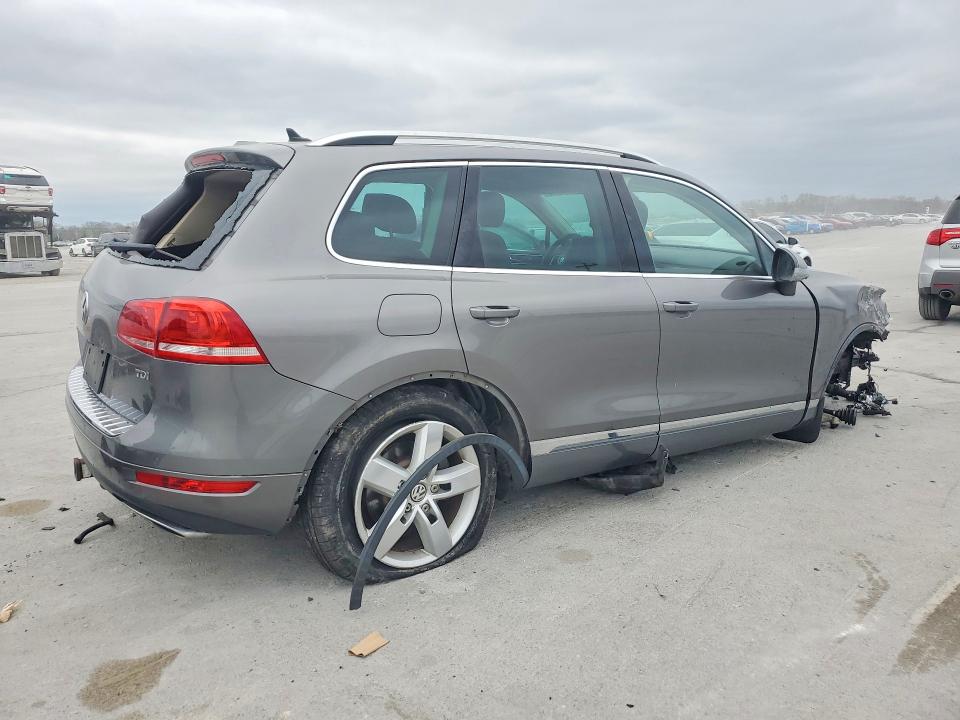 Продаж на аукціоні авто 2011 Volkswagen Touareg, vin: WVGFK9BP3BD007485, номер лоту: 47305776