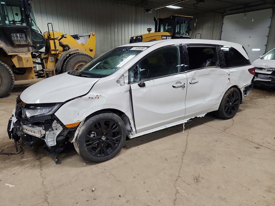 41609366 :رقم المزاد ، 5FNRL6H74SB056370 vin ، 2025 Honda Odyssey مزاد بيع