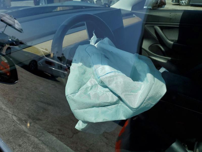 47224916 :رقم المزاد ، 5YJ3E1EA2JF059494 vin ، 2018 Tesla Model 3 مزاد بيع