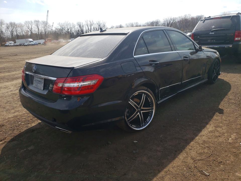 2011 Mercedes-benz E მანქანა იყიდება აუქციონზე, vin: WDDHF5GB6BA382804, აუქციონის ნომერი: 47093896