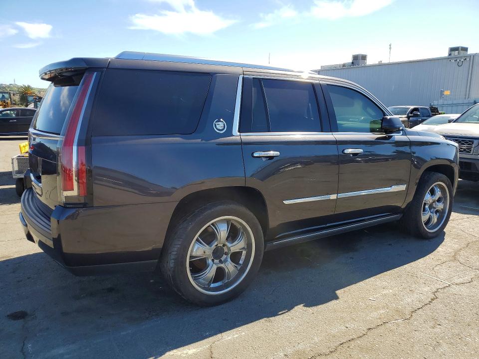 2015 Cadillac Escalade მანქანა იყიდება აუქციონზე, vin: 1GYS4CKJ4FR218882, აუქციონის ნომერი: 79444295