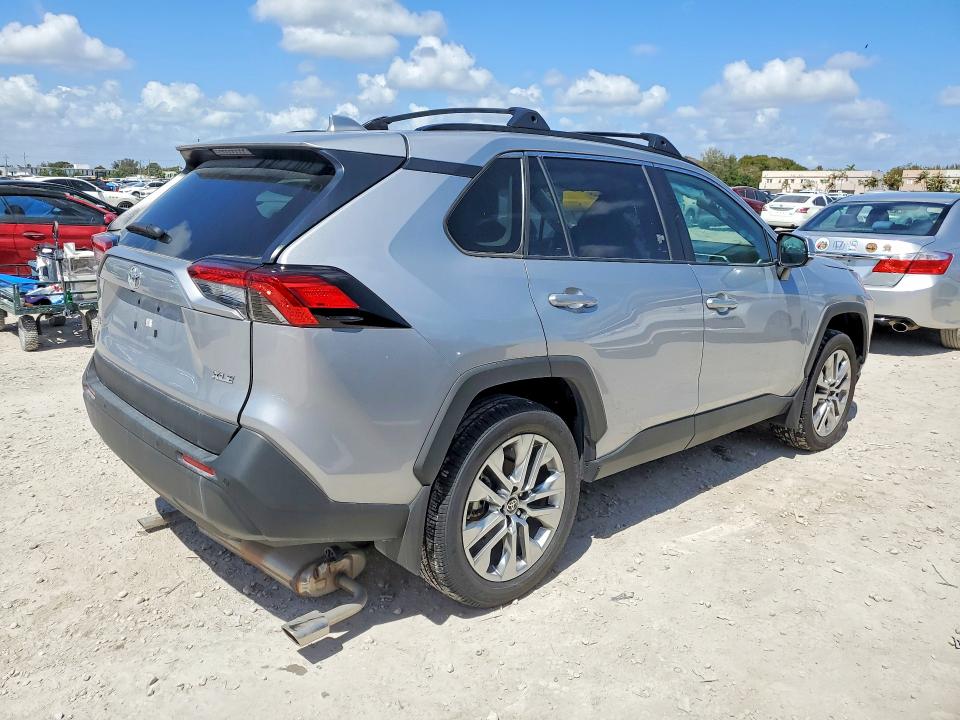 2025 Toyota Rav4 მანქანა იყიდება აუქციონზე, vin: 2T3C1RFV6SC332719, აუქციონის ნომერი: 45767536