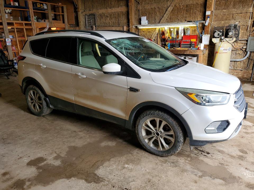 2017 Ford Escape მანქანა იყიდება აუქციონზე, vin: 1FMCU9G96HUA23082, აუქციონის ნომერი: 51625606