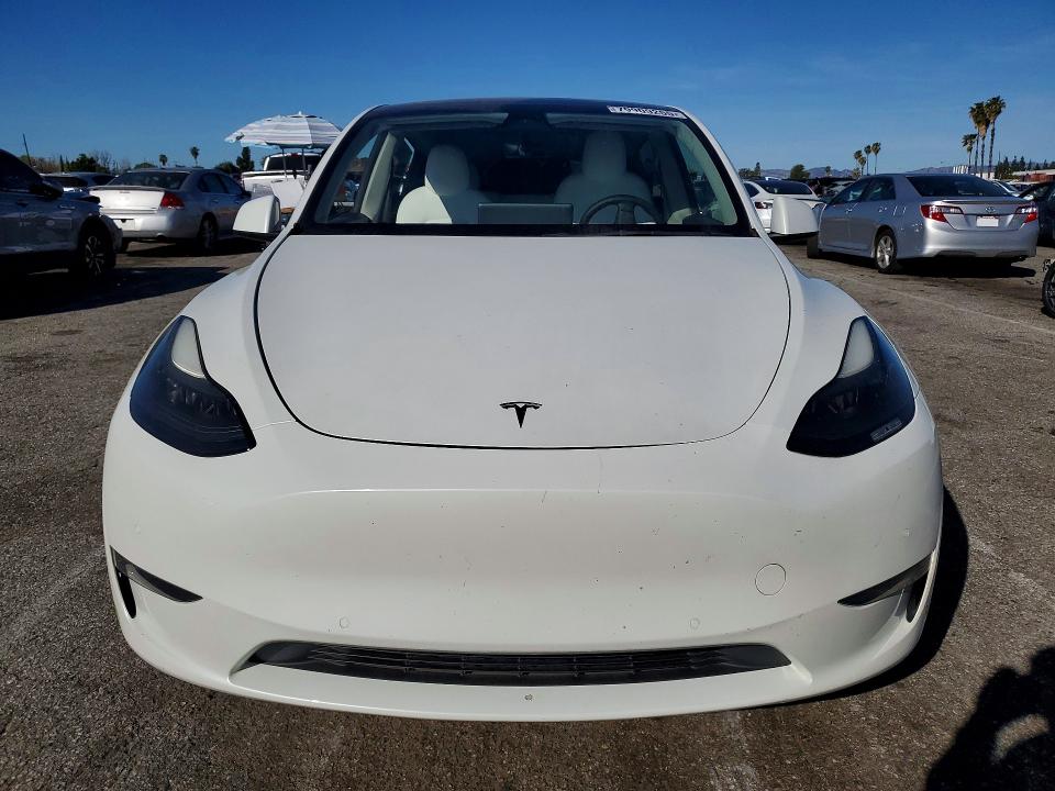 79909255 :رقم المزاد ، 7SAYGDEE3NF554901 vin ، 2022 Tesla Model Y مزاد بيع