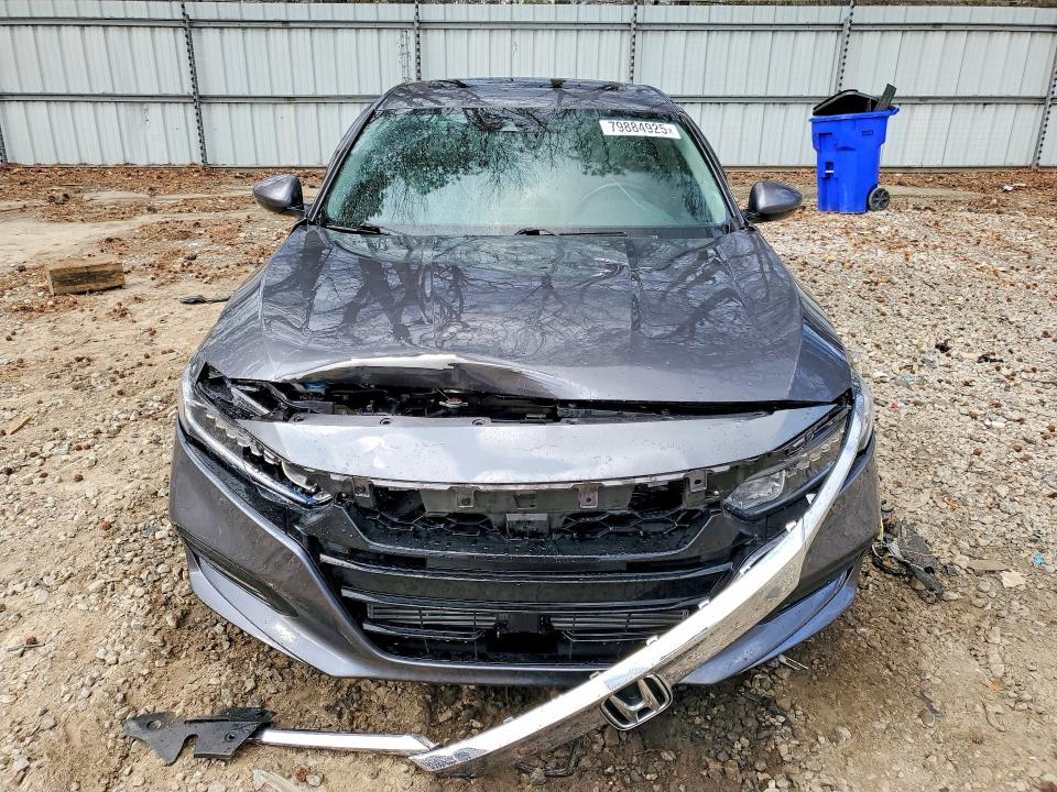 2018 Honda Accord მანქანა იყიდება აუქციონზე, vin: 1HGCV1F5XJA070318, აუქციონის ნომერი: 79884925
