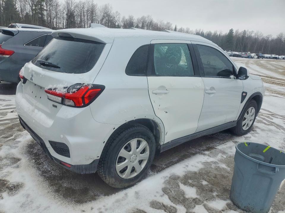 Продажа на аукционе авто 2022 Mitsubishi Rvr, vin: JA4AJUAU6NU602681, номер лота: 46831366