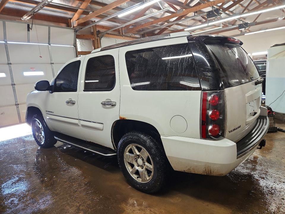 Продажа на аукционе авто 2008 Gmc Yukon, vin: 1GKFK63808J107696, номер лота: 46843106