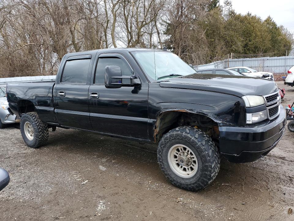 46473526 :رقم المزاد ، 1GCHK23D17F117343 vin ، 2007 Chevrolet 1500 Silve مزاد بيع