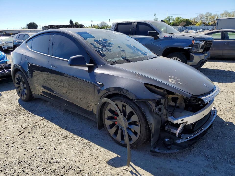 Продажа на аукционе авто 2024 Tesla Model Y, vin: 7SAYGDEF7RF073273, номер лота: 45816406