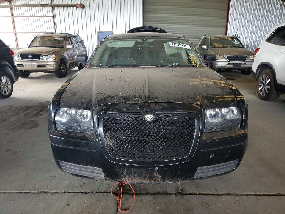 Продажа на аукционе авто 2006 Chrysler 300, vin: 2C3KA43R96H238946, номер лота: 47679436