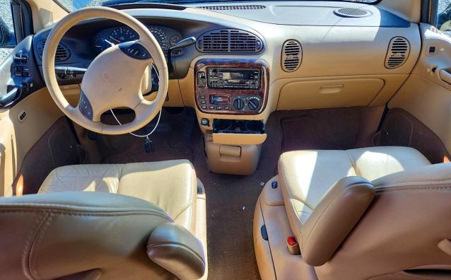 1998 Chrysler Town & Country მანქანა იყიდება აუქციონზე, vin: 1C4GP64L2WB557345, აუქციონის ნომერი: 45593296