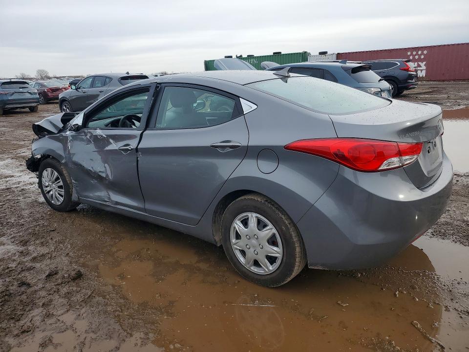 41667216 :رقم المزاد ، 5NPDH4AE8DH226890 vin ، 2013 Hyundai Elantra مزاد بيع