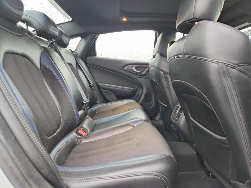 Продажа на аукционе авто 2015 Chrysler 200, vin: 1C3CCCDGXFN543661, номер лота: 41622016