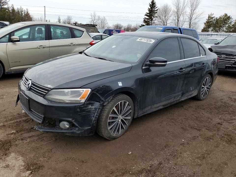 46717526 :رقم المزاد ، 3VWL07AJXEM336415 vin ، 2014 Volkswagen Jetta Sel مزاد بيع