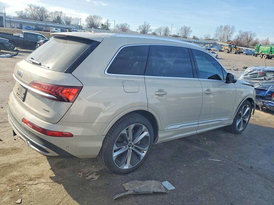 Продажа на аукционе авто 2020 Audi Q7, vin: WA1VXAF73LD012307, номер лота: 79743775