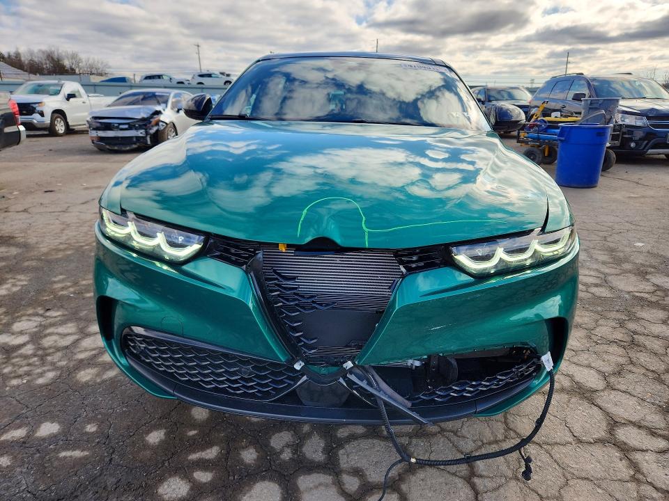 47043106 :رقم المزاد ، ZASNATAN8S3104465 vin ، 2025 Alfa Romeo Tonale مزاد بيع