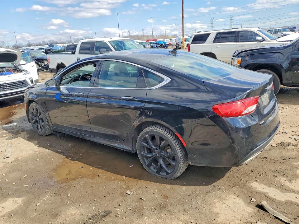 47501866 :رقم المزاد ، 1C3CCCEG8FN540823 vin ، 2015 Chrysler 200 مزاد بيع