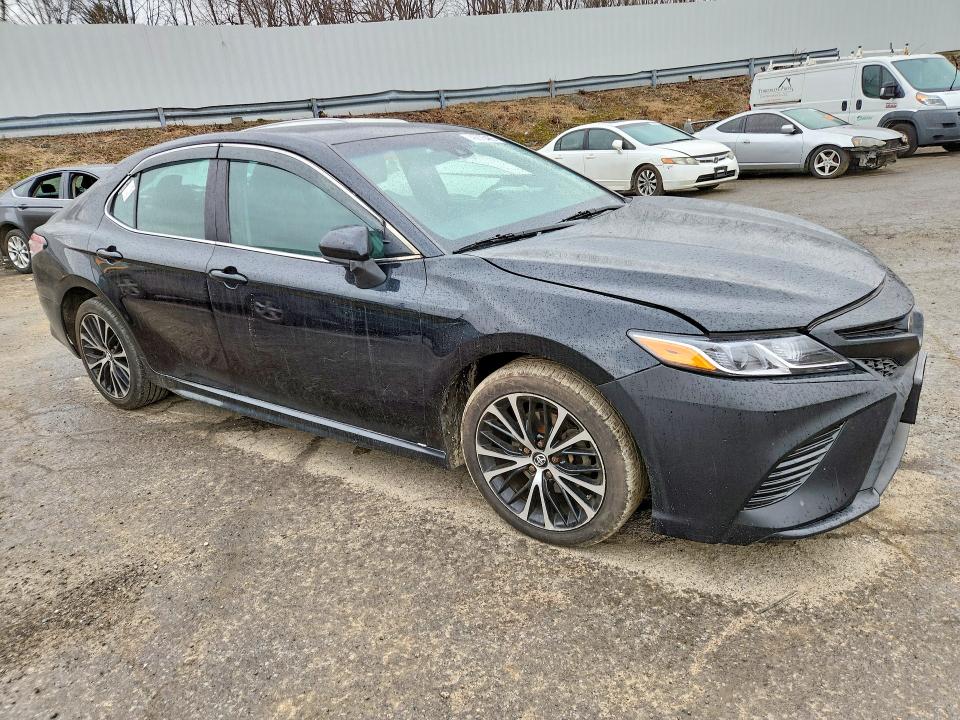 Продаж на аукціоні авто 2018 Toyota Camry, vin: 4T1B11HK3JU536609, номер лоту: 46875486